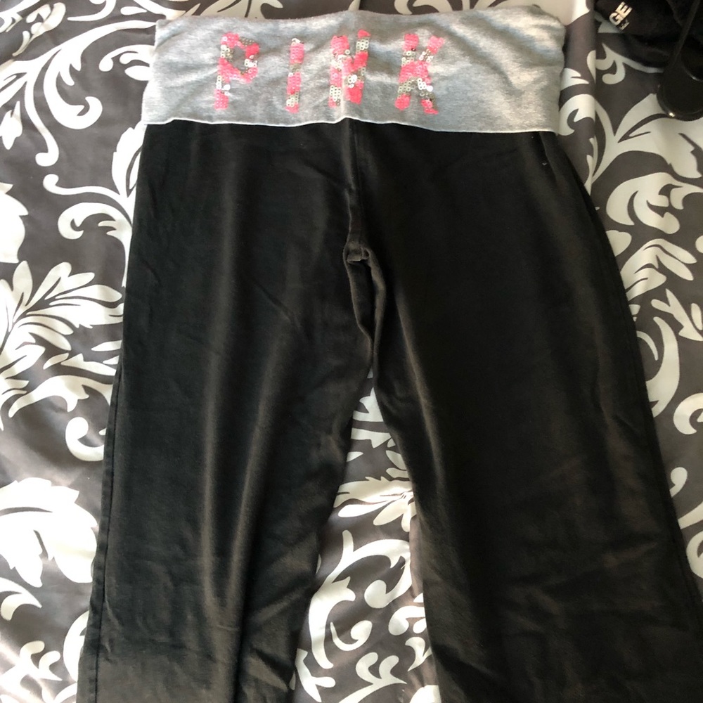 Yoga pants